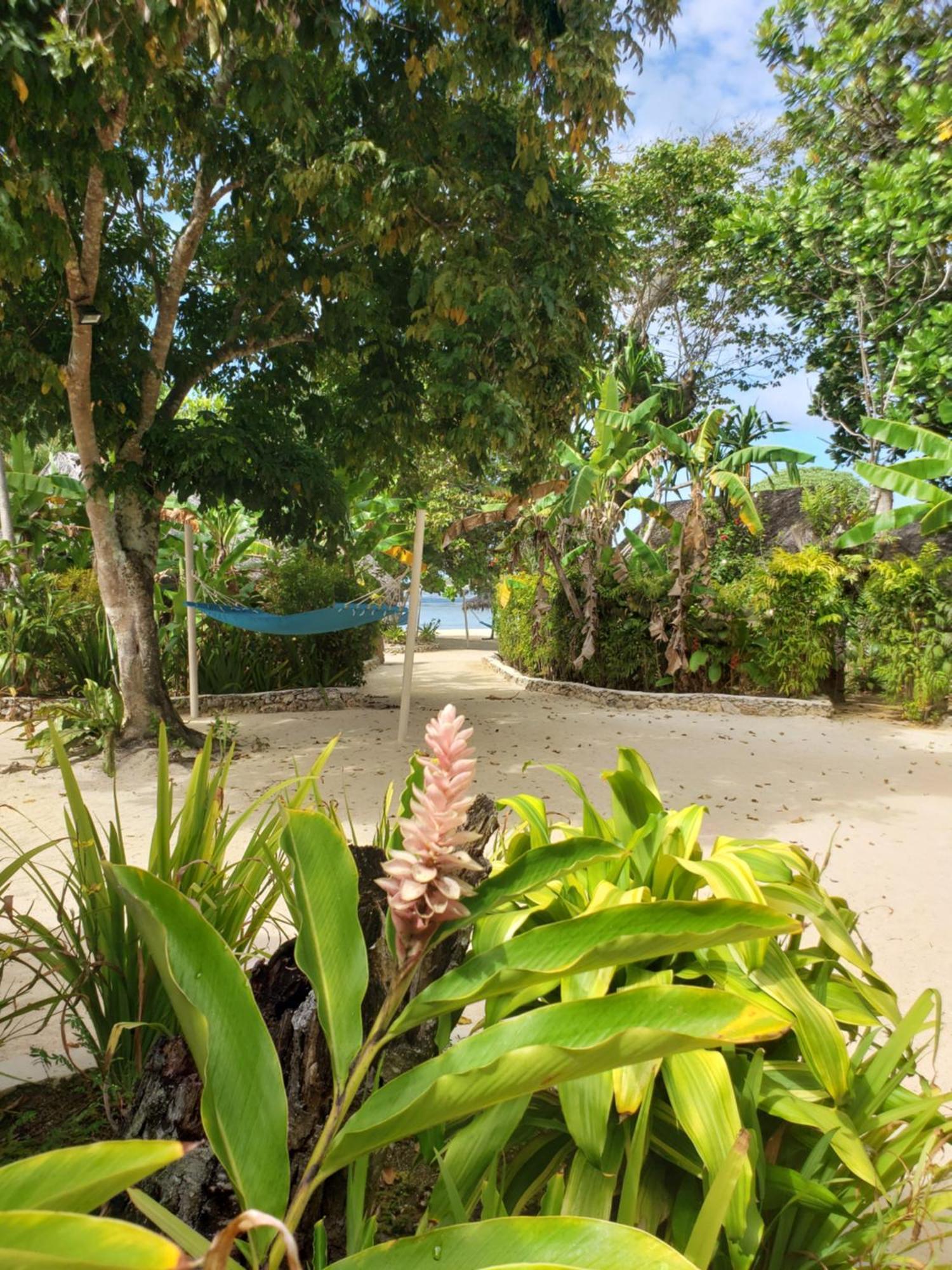 Breakas Beach Resort (Adults Only) Port Vila Exterior photo
