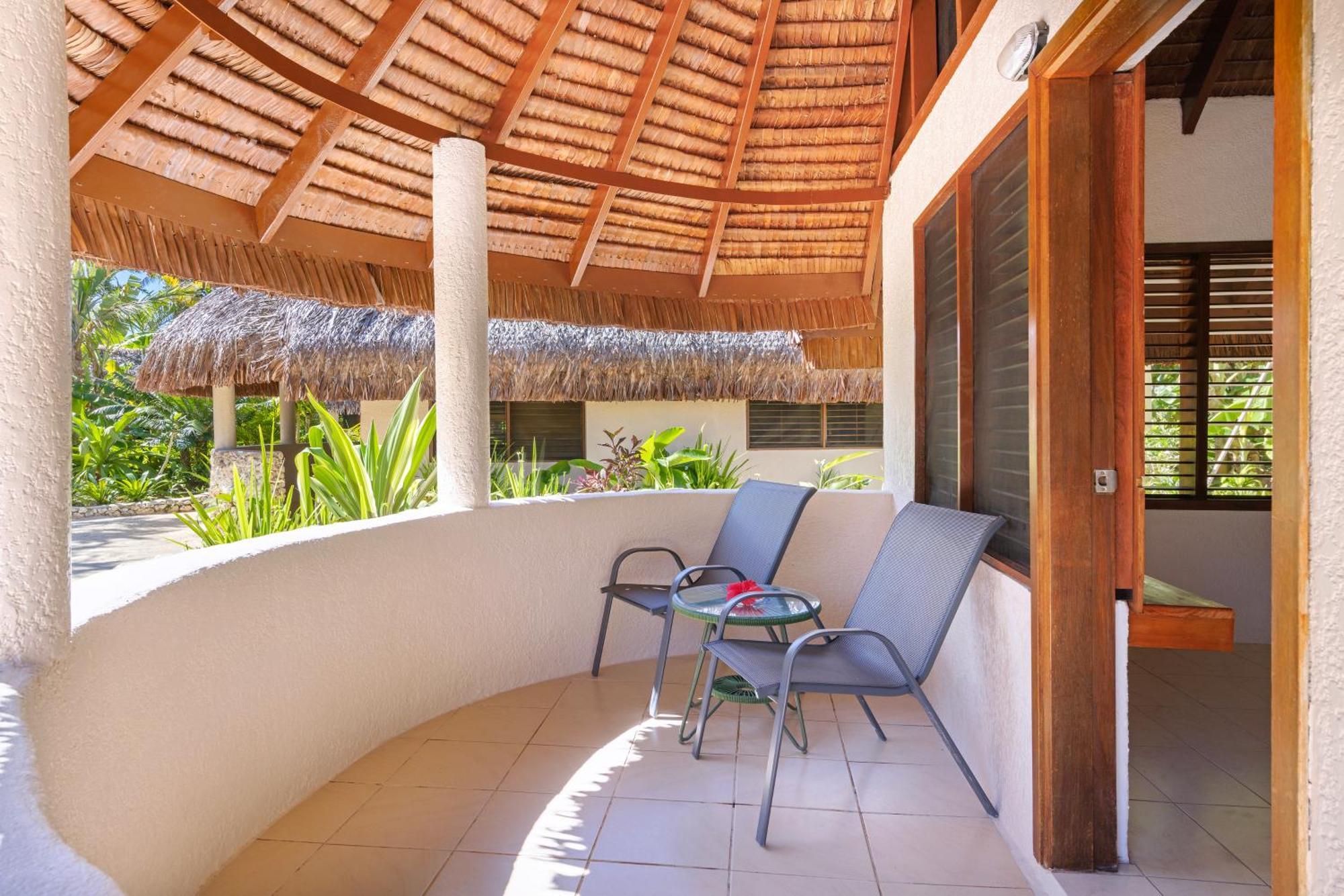 Breakas Beach Resort (Adults Only) Port Vila Exterior photo