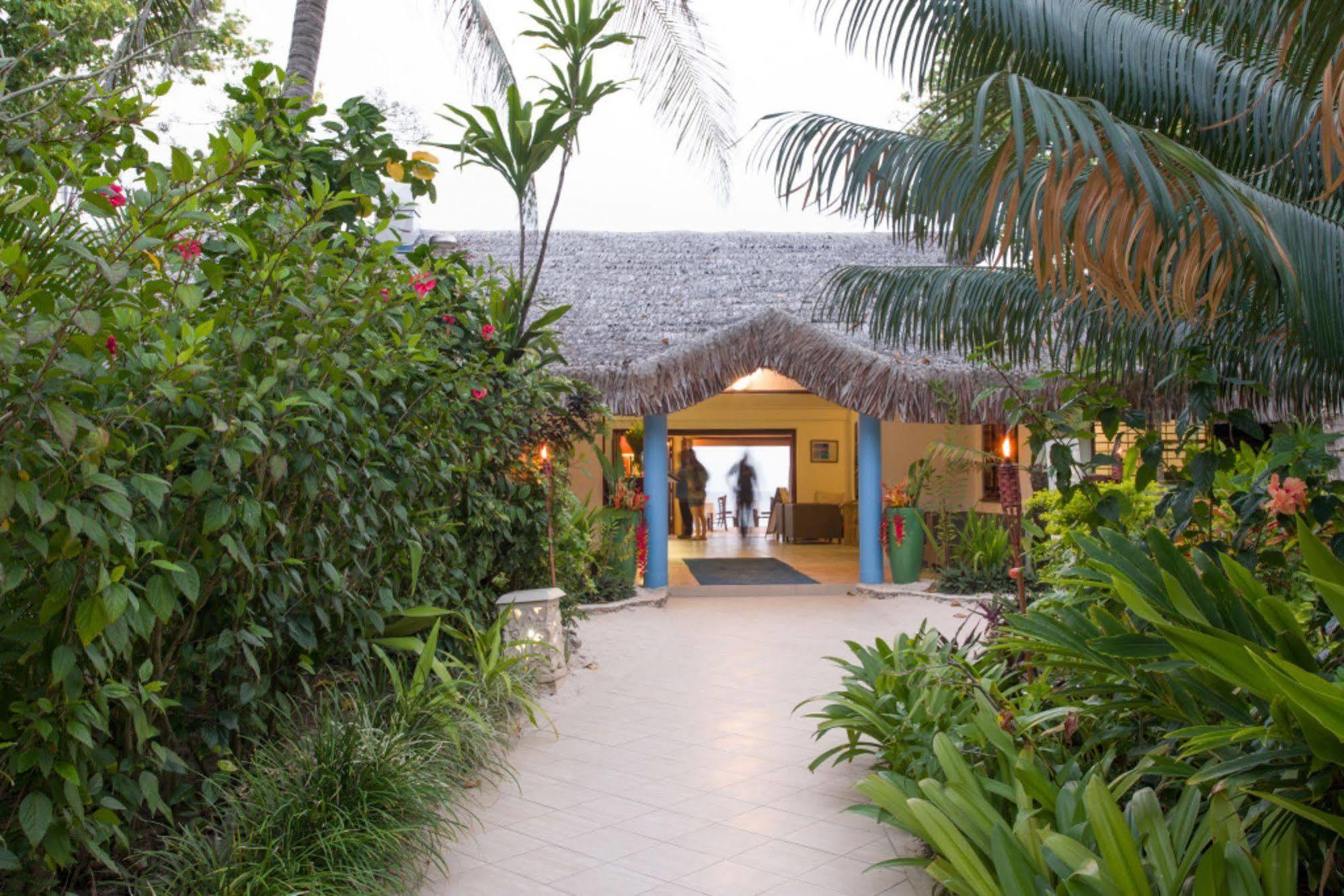 Breakas Beach Resort (Adults Only) Port Vila Exterior photo